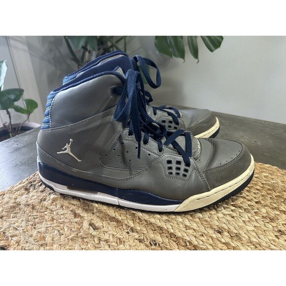 Nike Air Jordan 538698-016 Size 11.5 Men’s Shoes Gray and Blue main image 4
